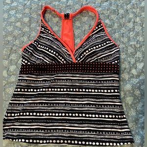 Title Nine swim tank size M